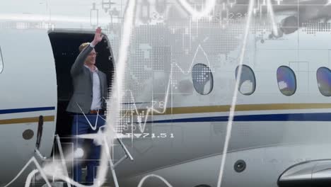 animación del procesamiento de datos sobre el hombre de negocios caucásico en el avión.