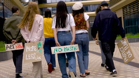 gente-caminando