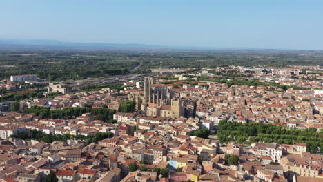 Flying-around-Narbonne-Cathedral-Roman-Catholic-church-France-Aude-Occitanie