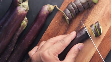 slicing eggplant