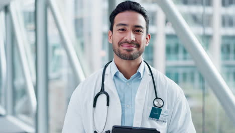 Happy-asian-man,-doctor-and-tablet-in-healthcare