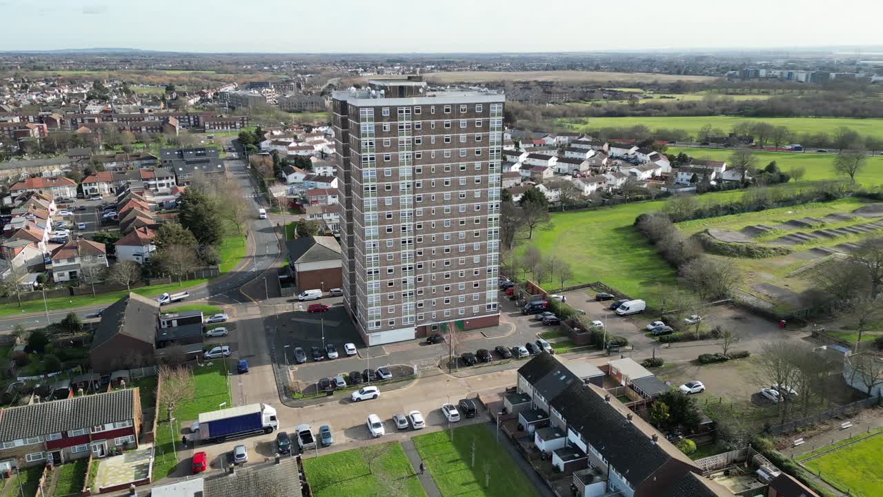 bloque de torre estilo años 1060 dagenham londres reino unido drone, aéreo, vista desde el aire