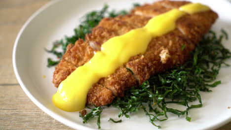 fried chicken breast with lemon lime sauce