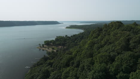 Wooded-Mountains-At-The-Seafront-Of-Frontenac-State-Park-In-Minnesota,-United-States