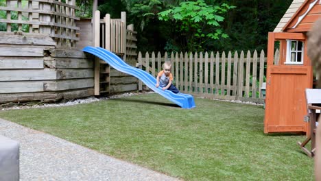 siblings playing near play house 4k