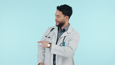 médico, señalando y un hombre serio
