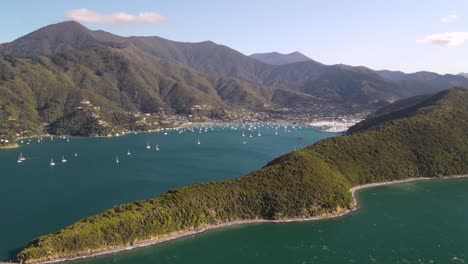 the snout and queen charlotte view in picton, new zealand with waikawa bay in background