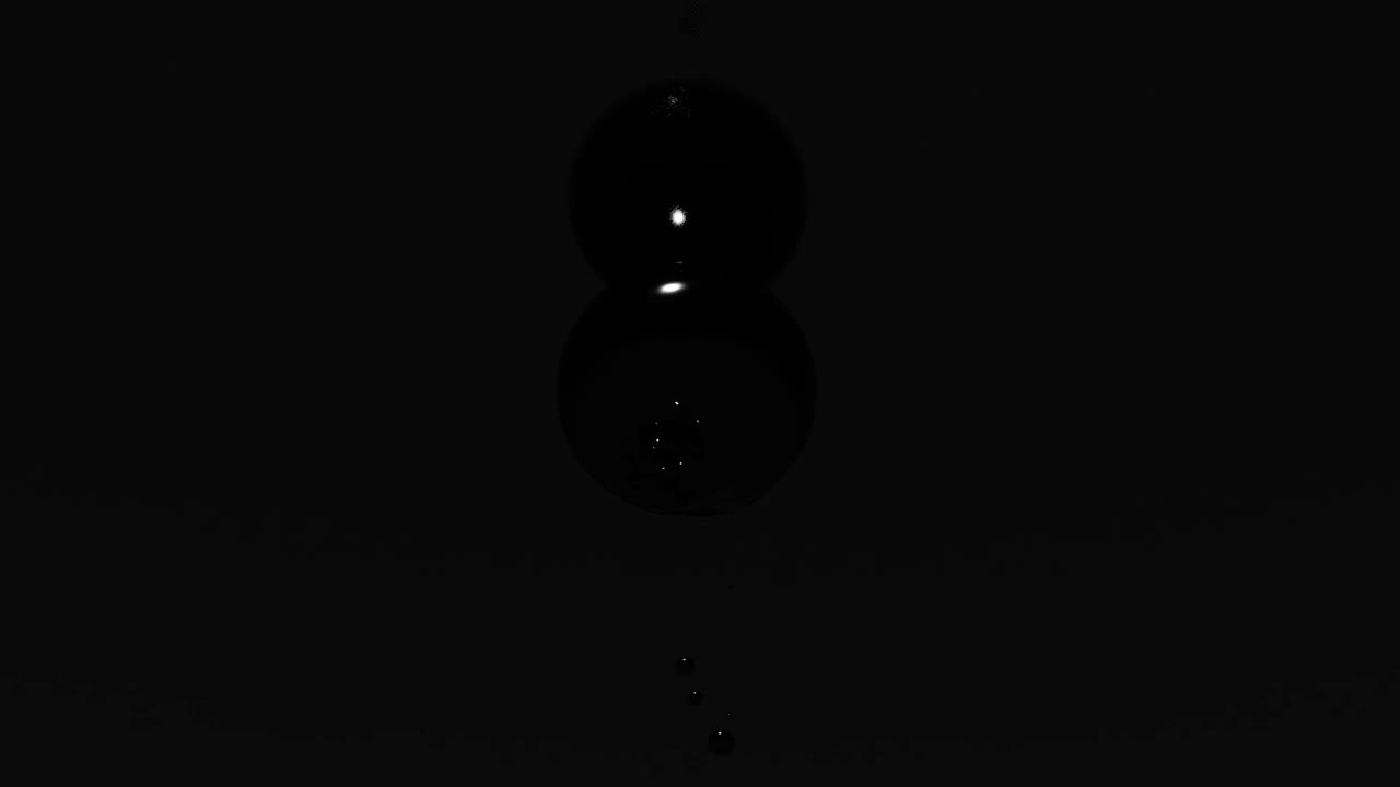 어 속에서 아오르는 작은 빛 입자, 검은 바탕에 작은 날아다니는  점, 매이지 않는 루프, 모노크롬.