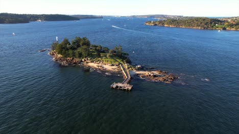 Sydney---Vista-Aérea-Sobre-La-Isla-De-Los-Tiburones