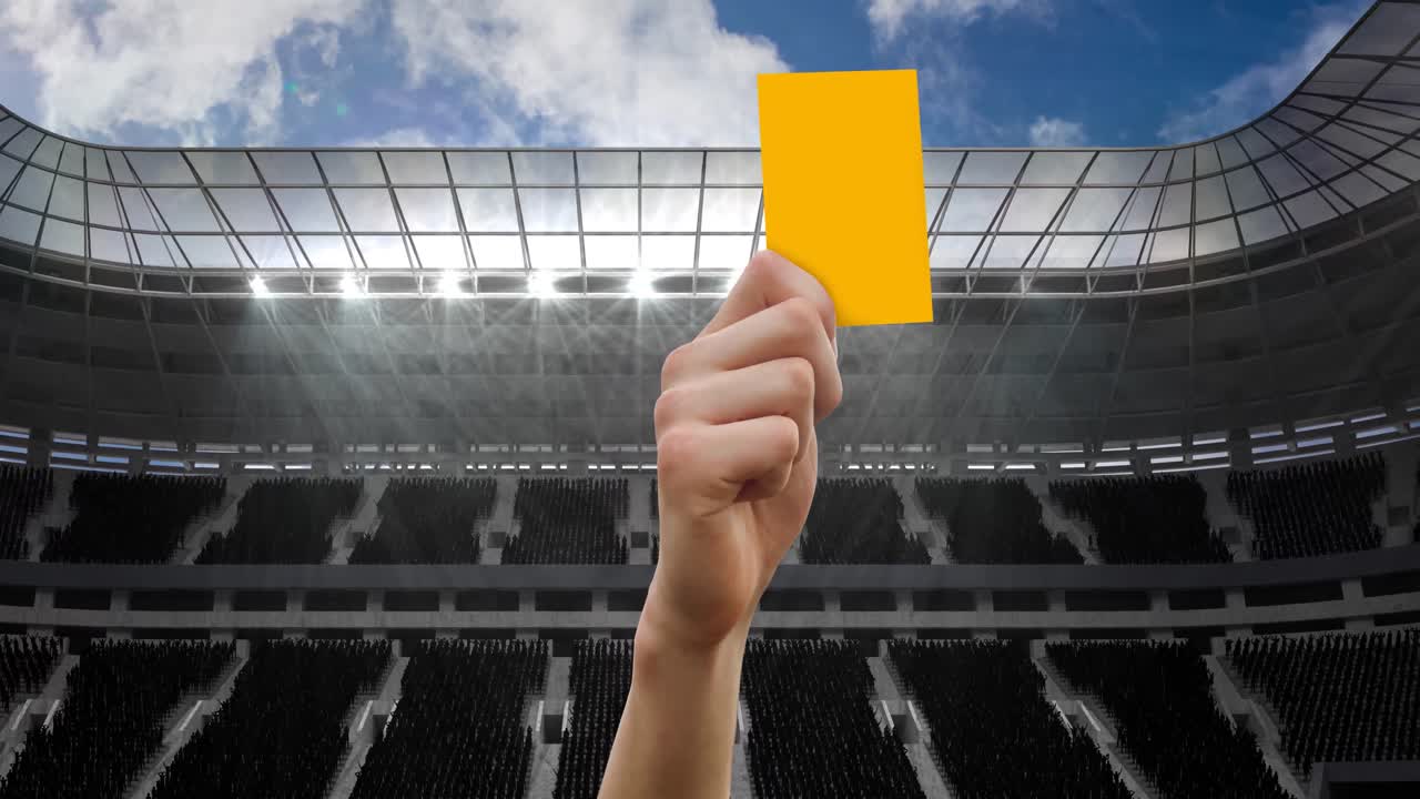 animación de un árbitro con una tarjeta amarilla en el campo en un estadio deportivo