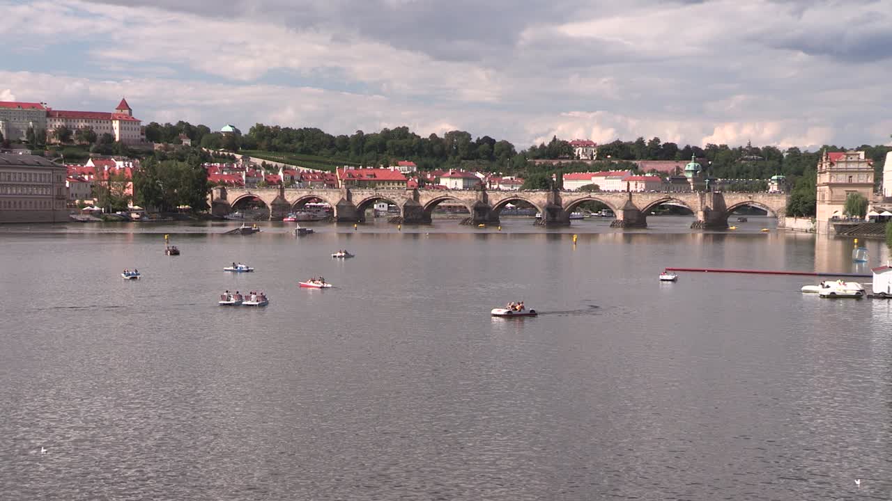 Panorama di Praga con il Ponte Carlo, Cechia