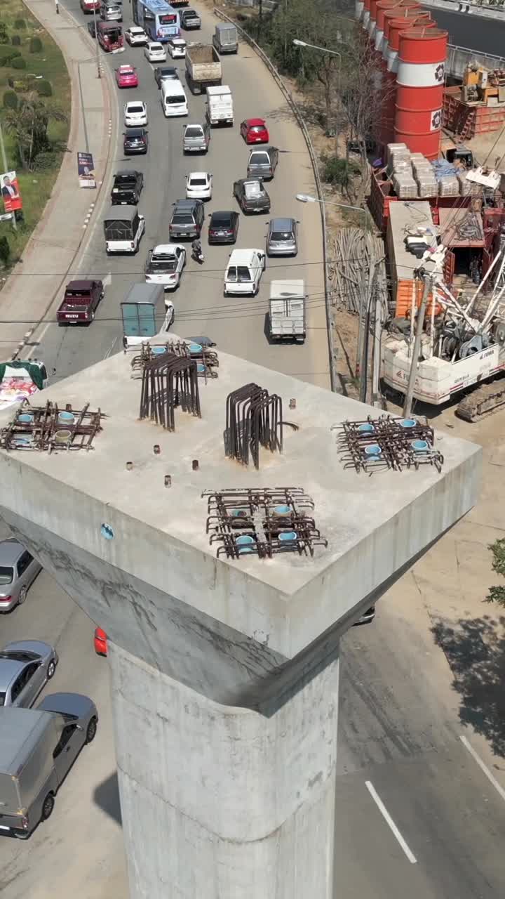 Construction of a bridge pillar