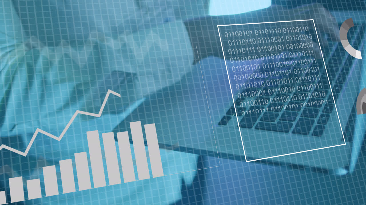 animazione di grafici, codici binari e cerchi di caricamento, sezione media di una donna che usa un portatile