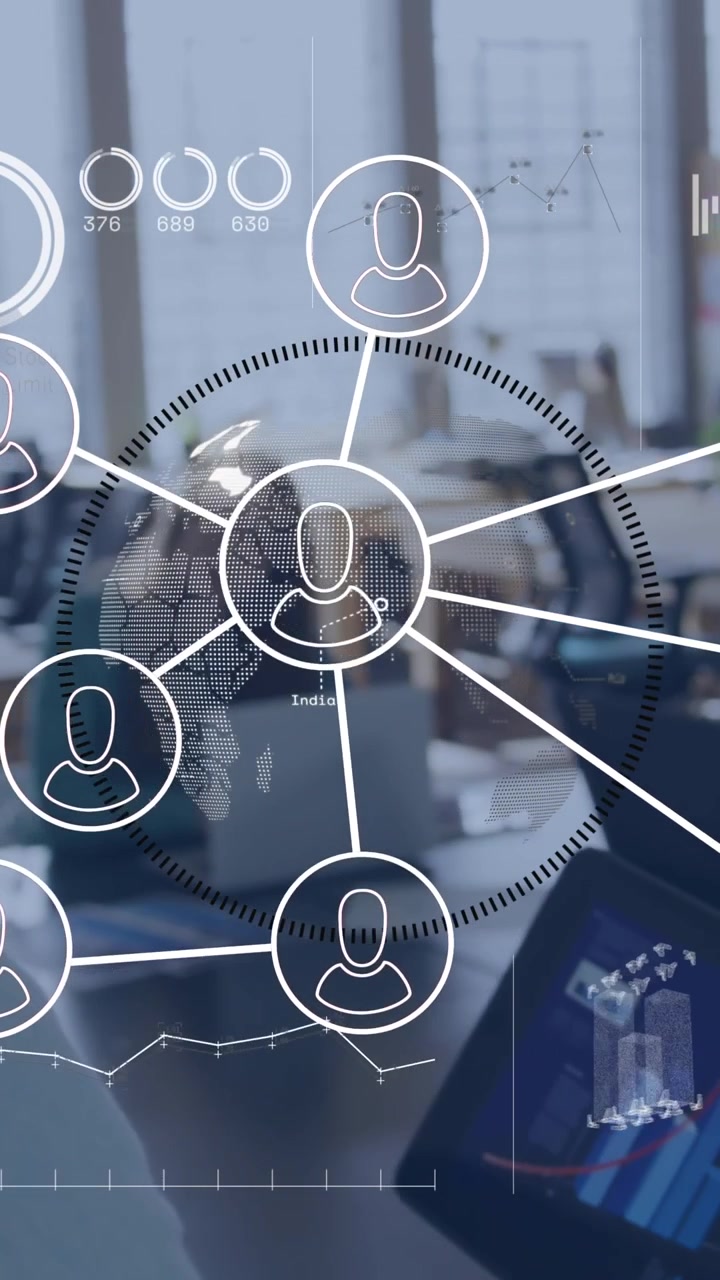 Animazione di connessioni con icone su diversi professionisti in ufficio