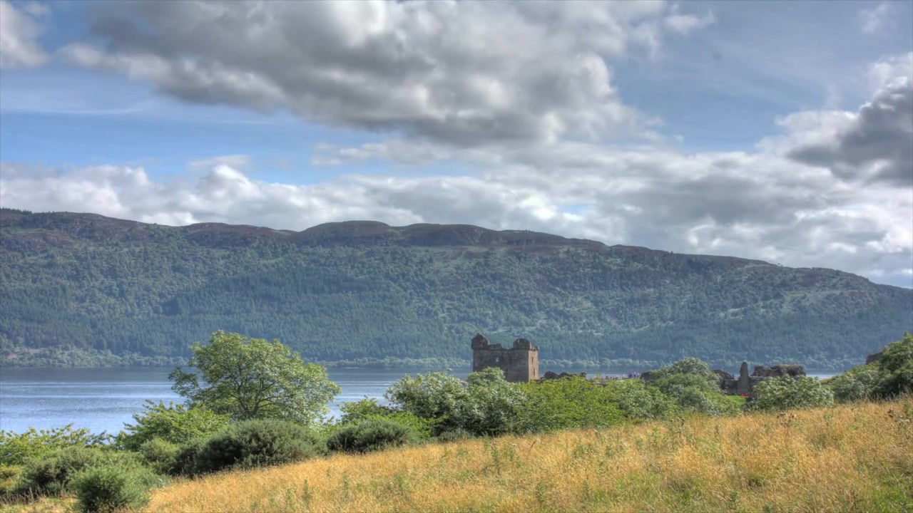 Timelapse HDR del Loch Ness in Scozia