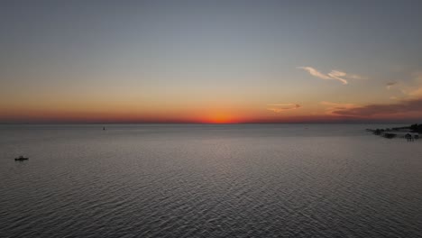 Verschwindende-Sonne-In-Der-Nähe-Von-Pelican-Point,-Alabama