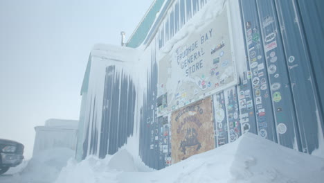 Prudhoe-Bay-Deadhorse-General-Store-entrance