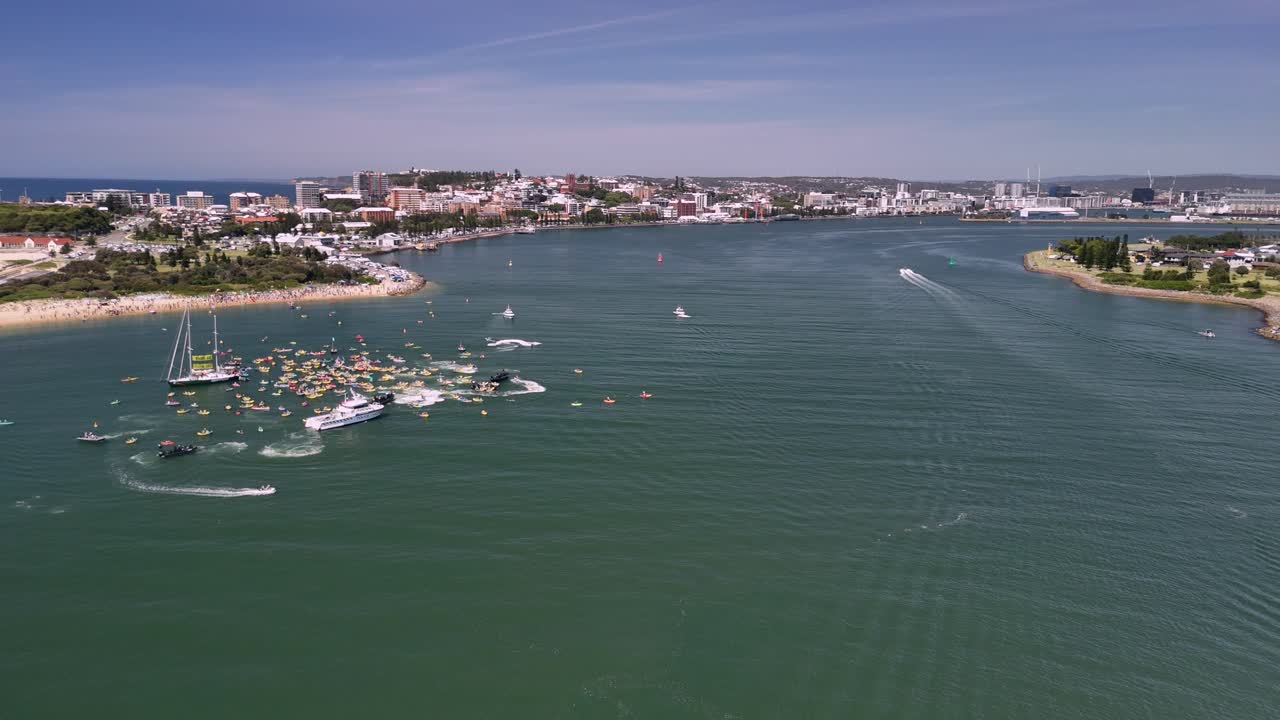 Boaters gather at harbour entrance in Newcastle NSW AUS to protest oil