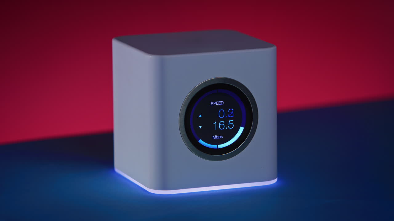 Ominous high end wifi router is showing download speed first go up or increase and then go down or decrease as connection slows down