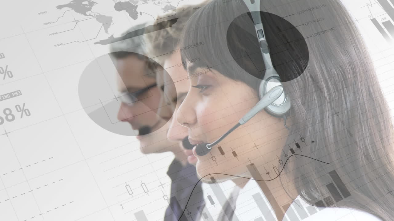 animación de estadísticas sobre personas de negocios que usan auriculares telefónicos