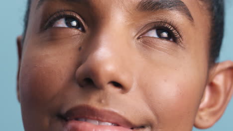 Closeup-of-a-black-woman-with-soft