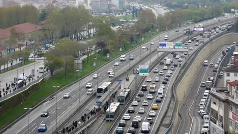 istanbul highway traffic jam