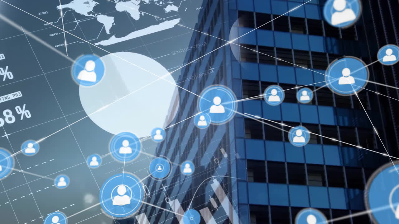 Animación de iconos conectados e interfaz infográfica sobre un edificio moderno contra el cielo