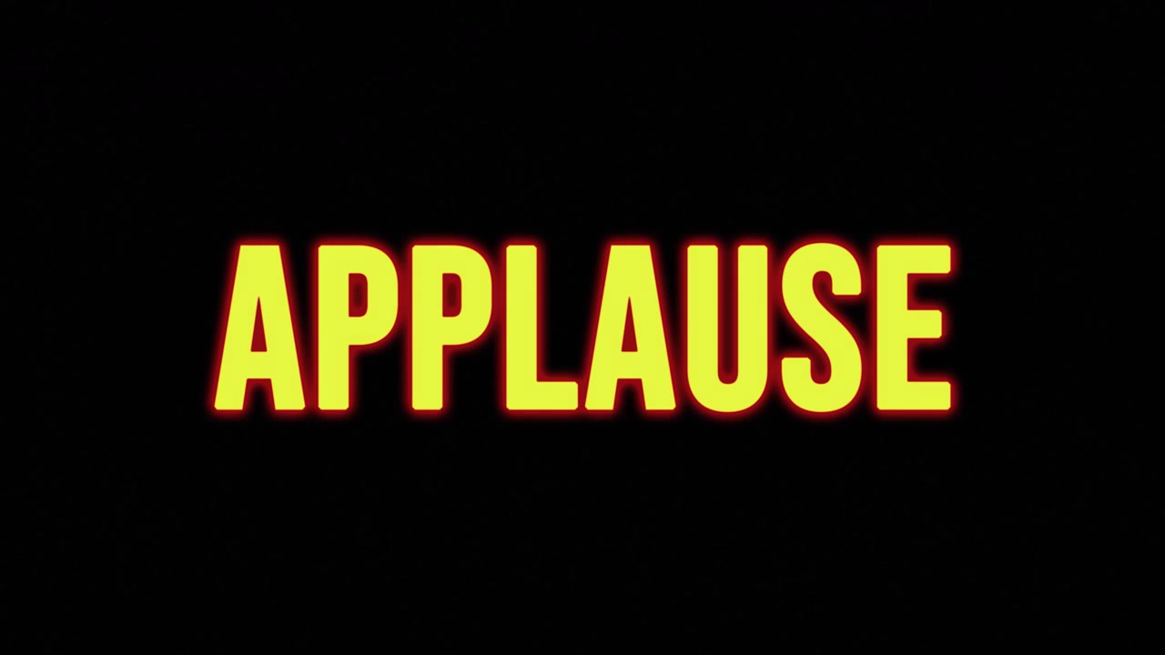A flashing text in two different speeds : Applause