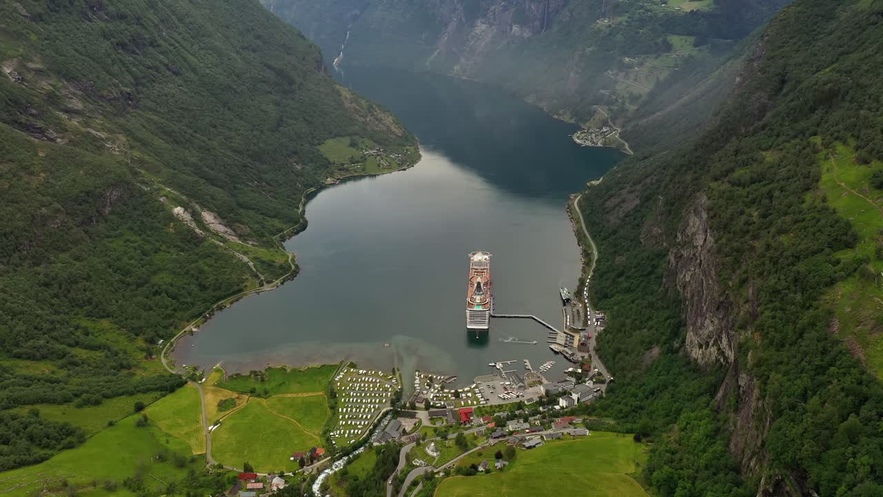 게이랑거 피오르드, 노르웨이. 아름다운 자연 노르웨이 자연 풍경.