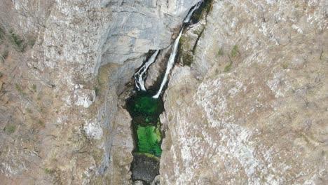 Savica-Falls,-waterfall-in-Bohinj,-northwestern-Slovenia