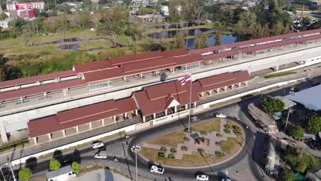 Antena-De-La-Estación-De-Tren-De-Khon-Kaen,-Día