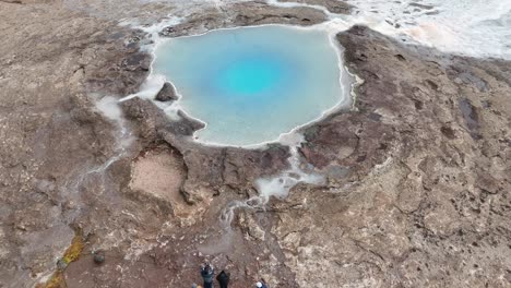 geysir na islandii 4k drone footage