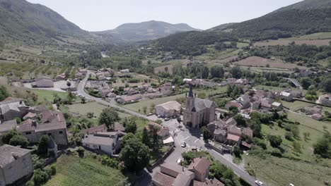 video with drone flying the church of la cresse