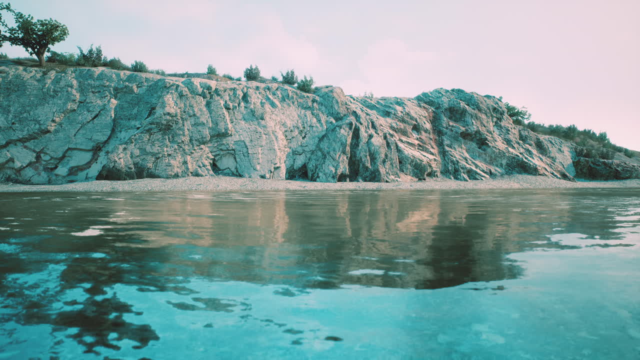 남아프리카 바다의 웅장한 바위 형성