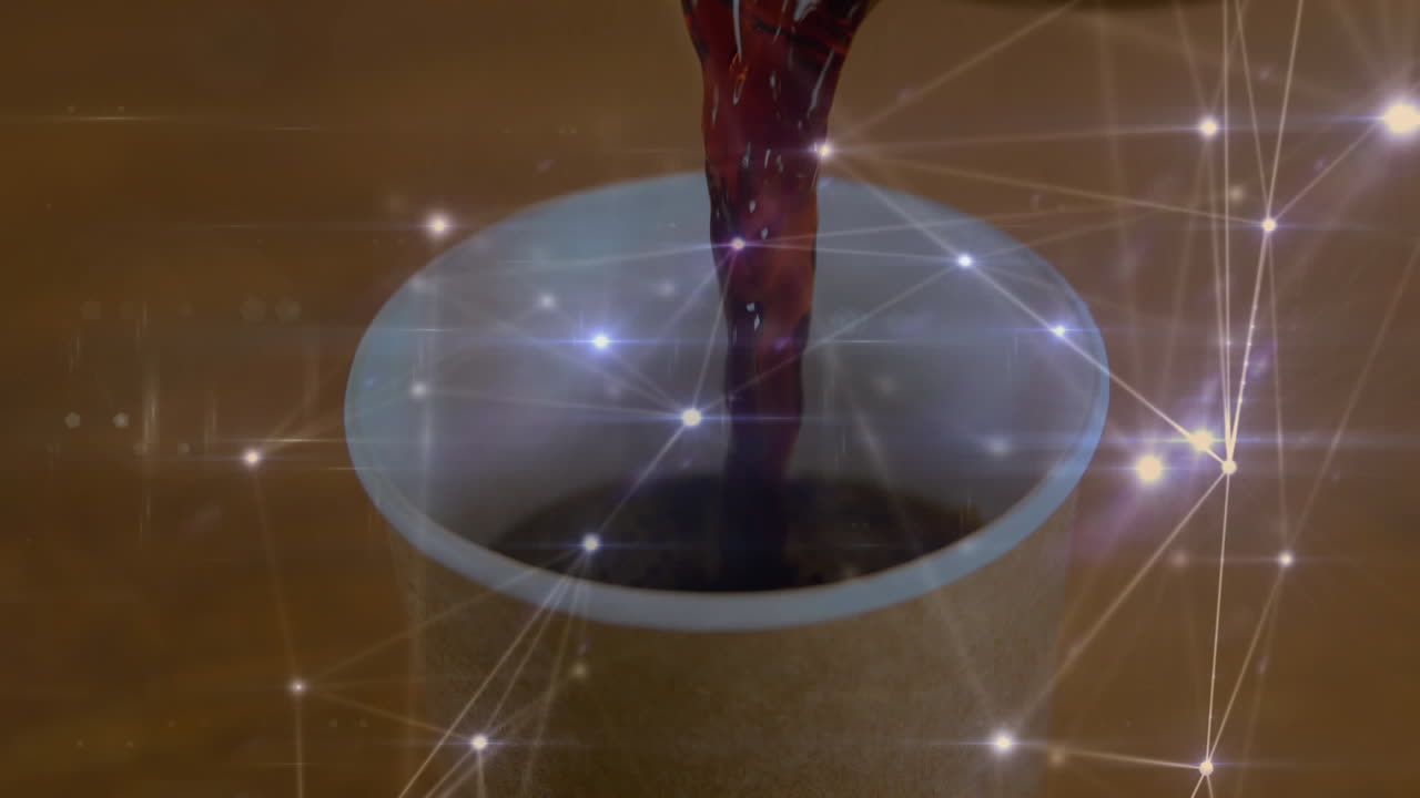 animación de la red de conexiones sobre una taza de café