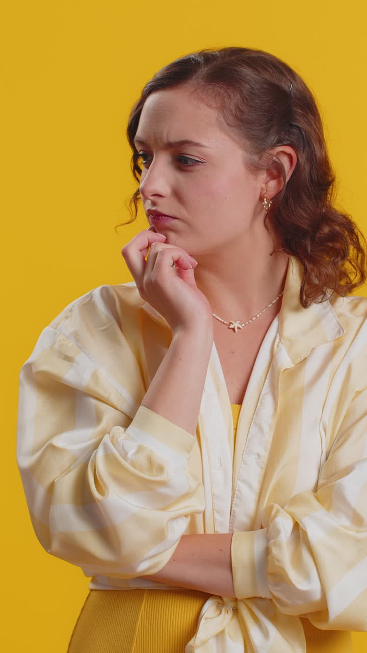 Inspired young woman having good idea plan startup showing inspiration motivation eureka gesture