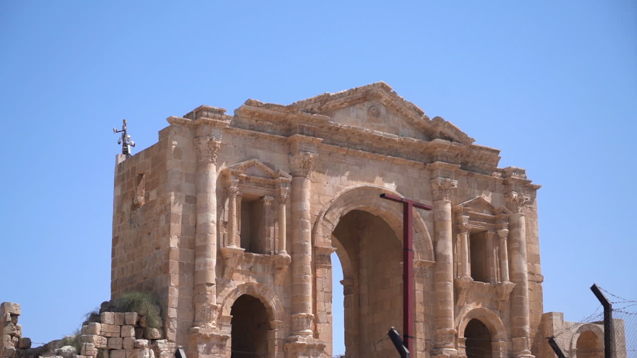 puerta de gerasa, antigua ciudad grecorromana, sitio arqueológico en jerash, jordania