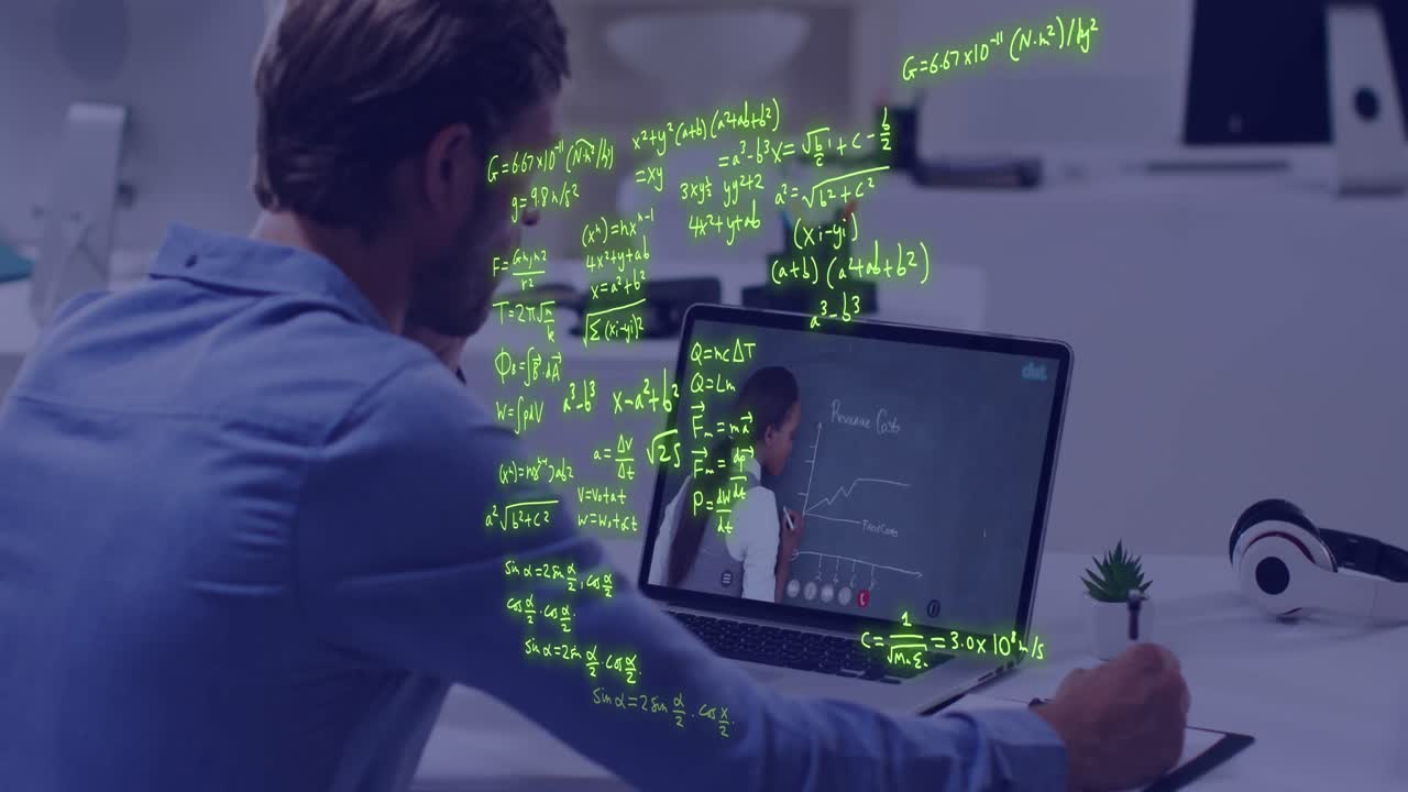 animazione dell'elaborazione dei dati su uno studente maschio caucasico su una videochiamata portatile.