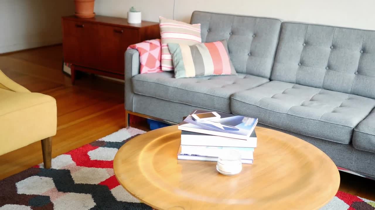 거실 내부의 바 로딩 데이터의 애니메이션