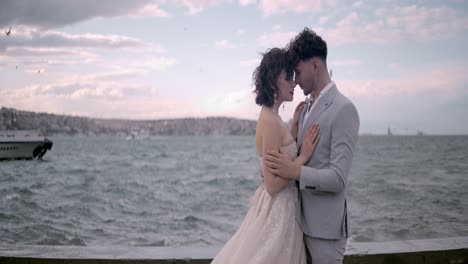 romantic seaside wedding couple