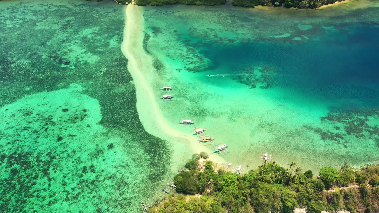 천국은 이렇게 생겼어요.