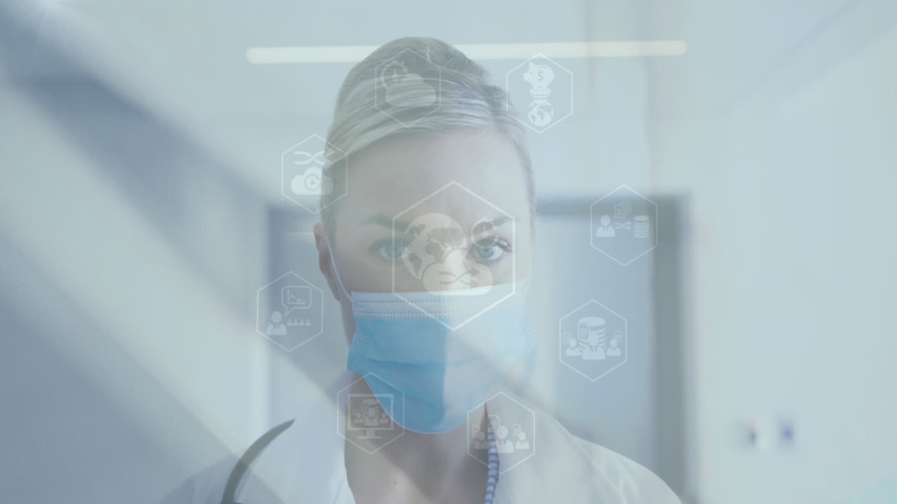 Animazione di icone ed elaborazione di dati medici su una dottoressa caucasica