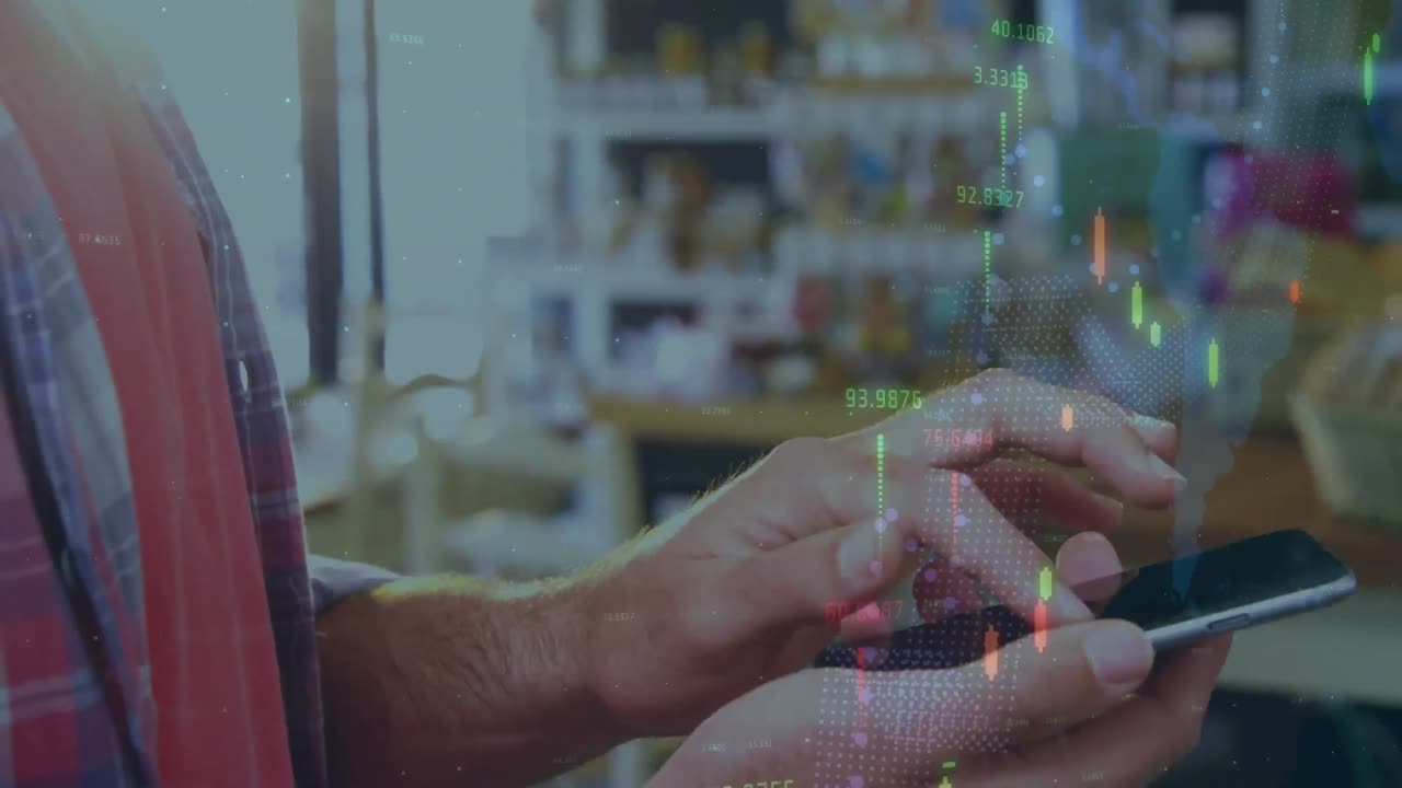 procesamiento de datos del mercado financiero contra la sección media del hombre que usa un teléfono inteligente en una tienda