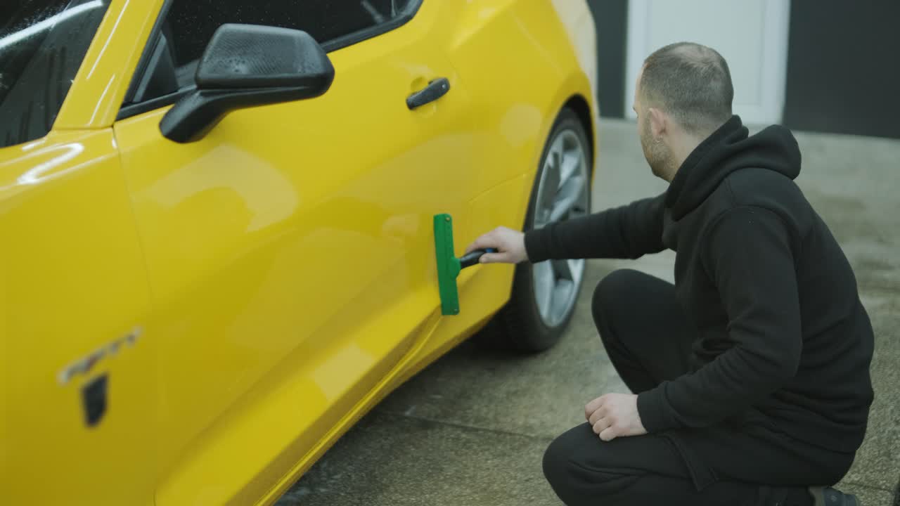 Professional Car Detailing – Washing, Ceramic Coating, and Interior Cleaning