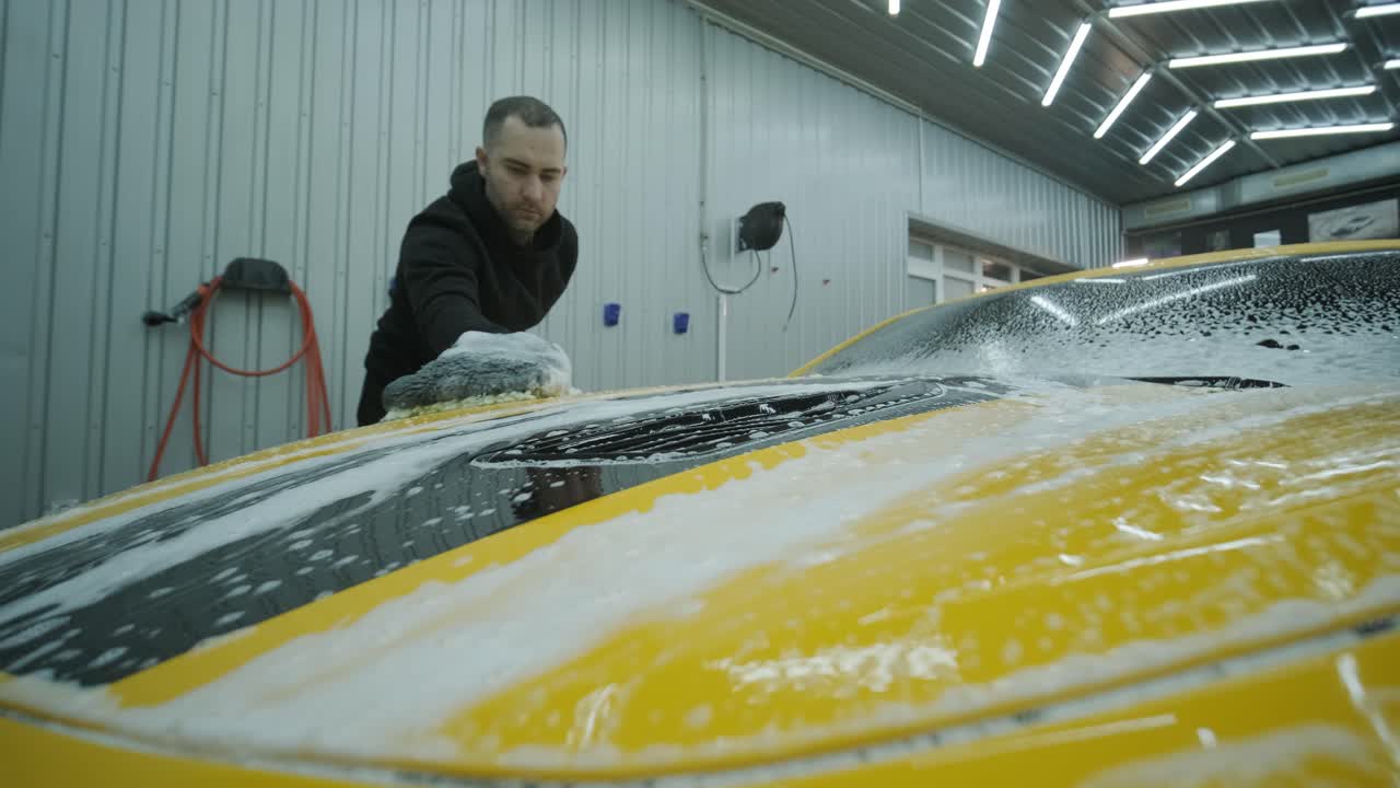 Professional Car Detailing – Washing, Ceramic Coating, and Interior Cleaning