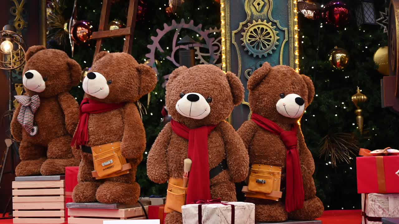 Teddy bear Christmas decorations at a shopping centre