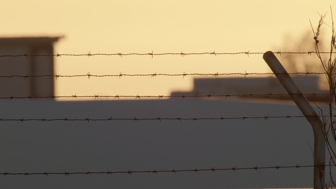 울타리 와이어 접근 거부