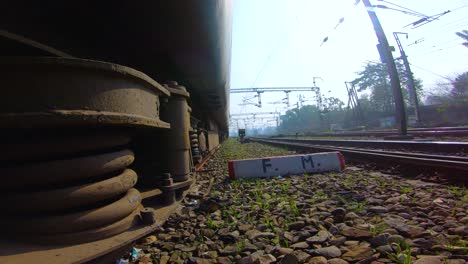 Vía-Férrea-Vista-Desde-El-Viaje-En-Tren-En-La-India