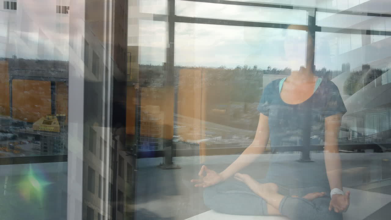 animación de personas caminando sobre una mujer caucásica practicando yoga y meditando