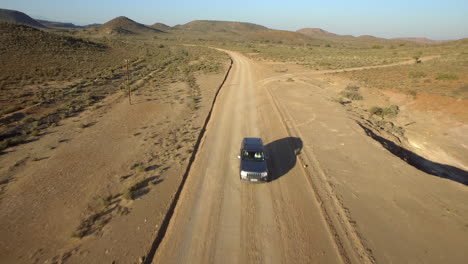 Se-Dirigió-A-Las-Montañas